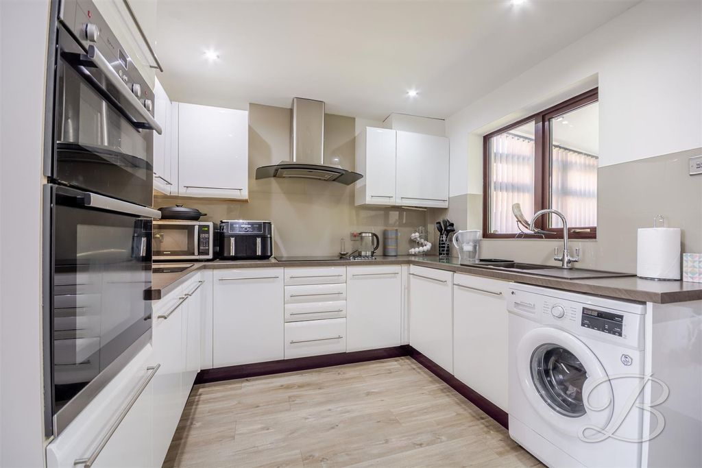 Property photo 3 of 43 Ccltd-12.Jpg