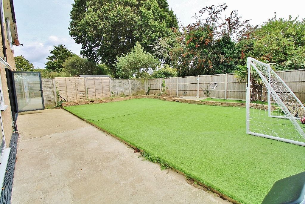Property photo 2 of 35