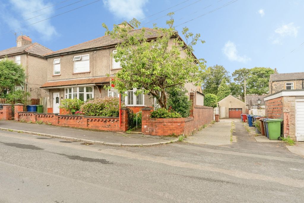 Property photo 1 of 17 Pbox-Img.Jpg