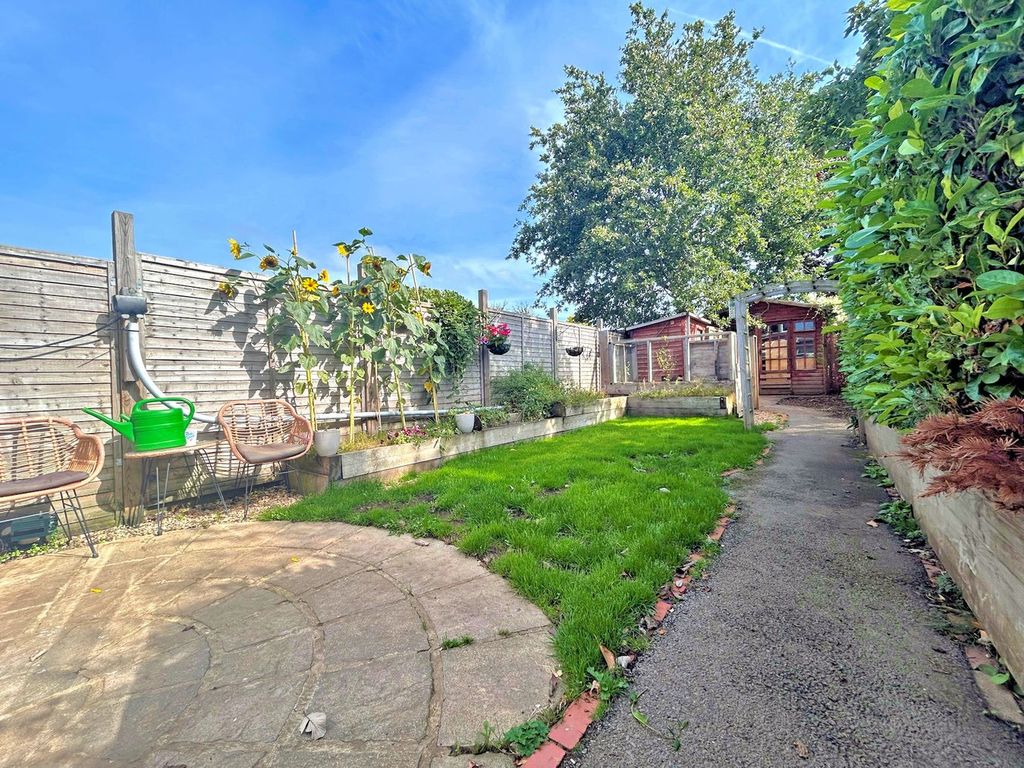 Property photo 2 of 14