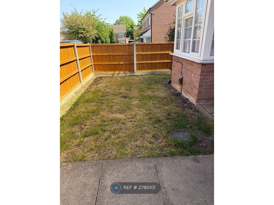 Property photo 2 of 21