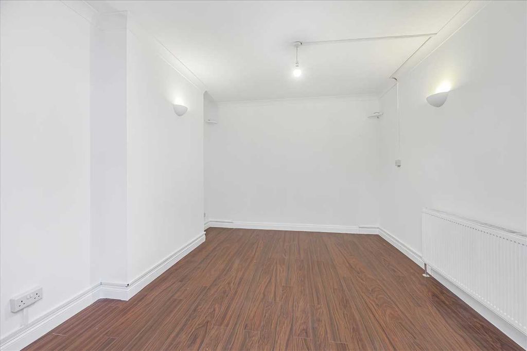 Property photo 3 of 9 Living Room