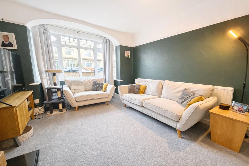 Property photo 3 of 26 Brighter Sitting Room 2.Png