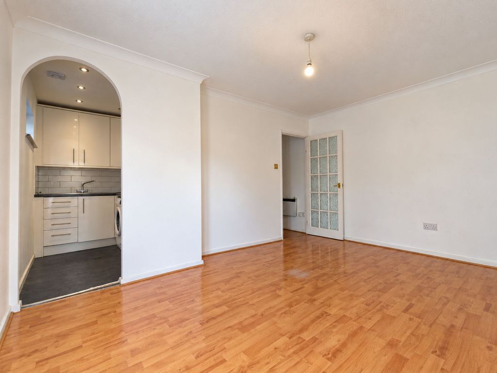 Property photo 3 of 13