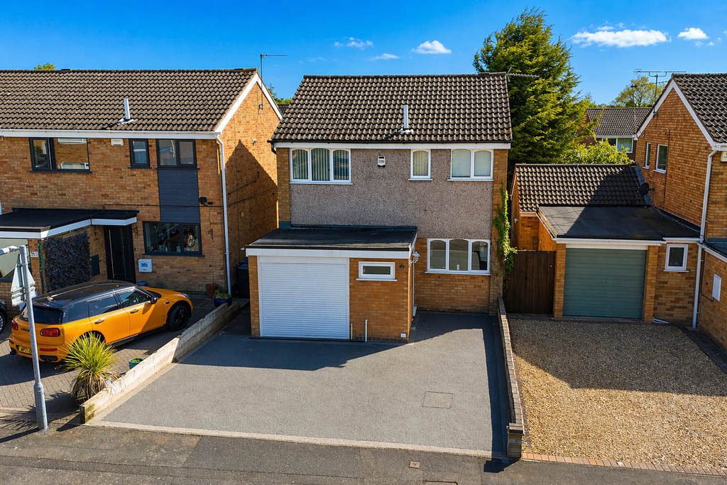 Property photo 1 of 17 Fronthouse