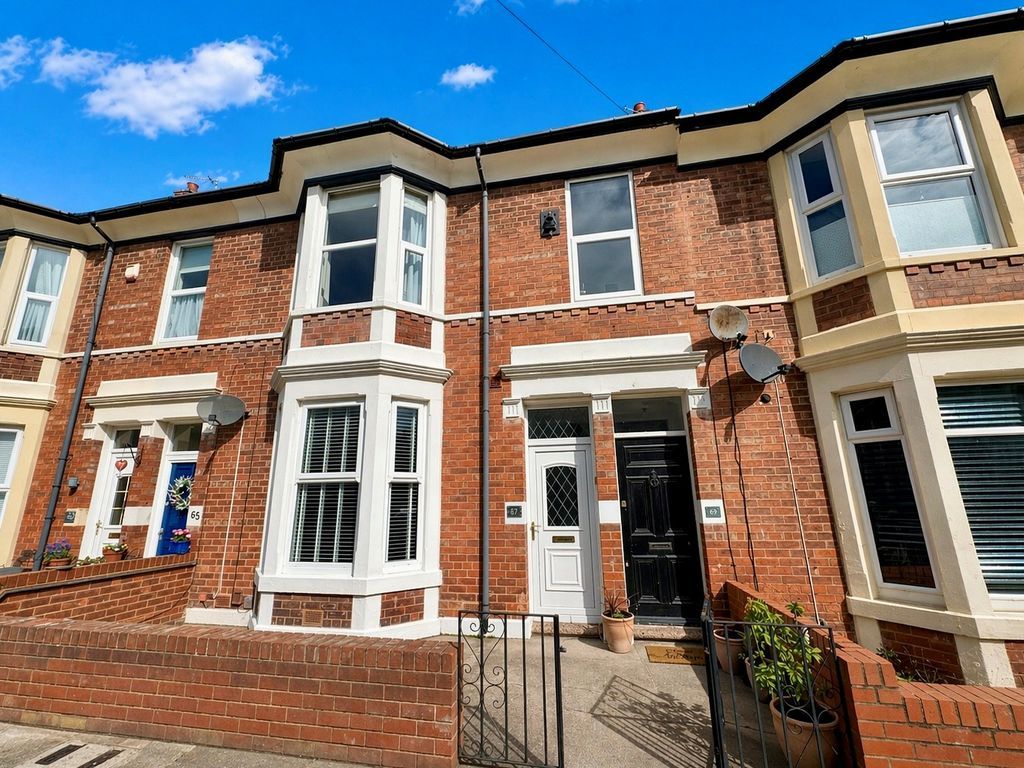 Property photo 1 of 10 Photo 5