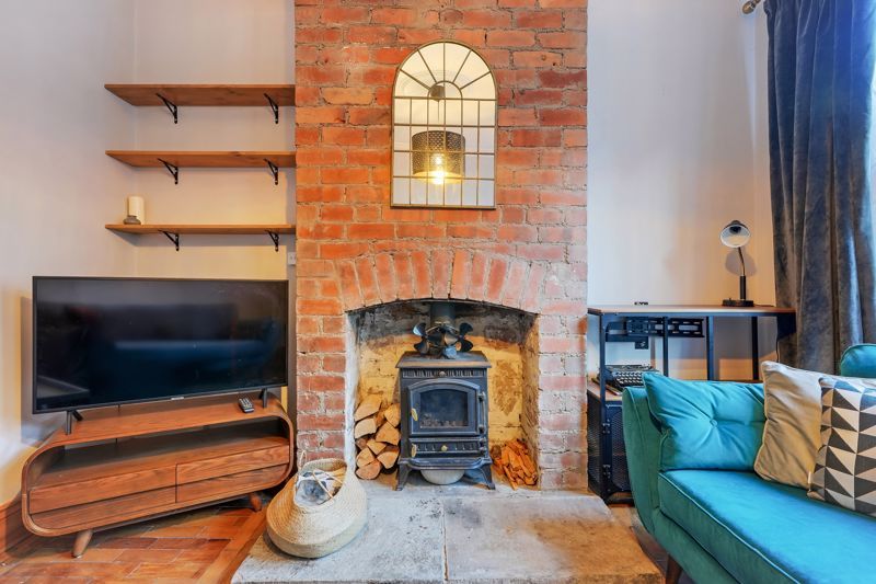 Property photo 1 of 25 Lounge