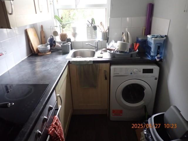 Property photo 2 of 8 P5270144.Jpg