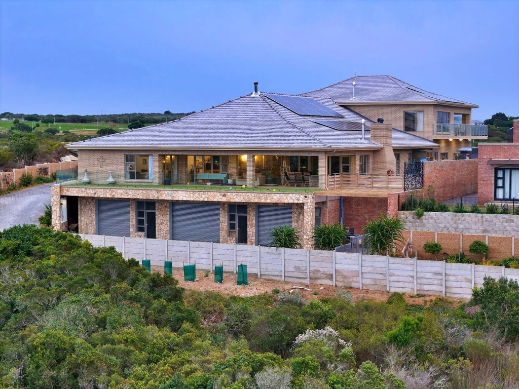 Property photo 1 of 67 1Sr1712735