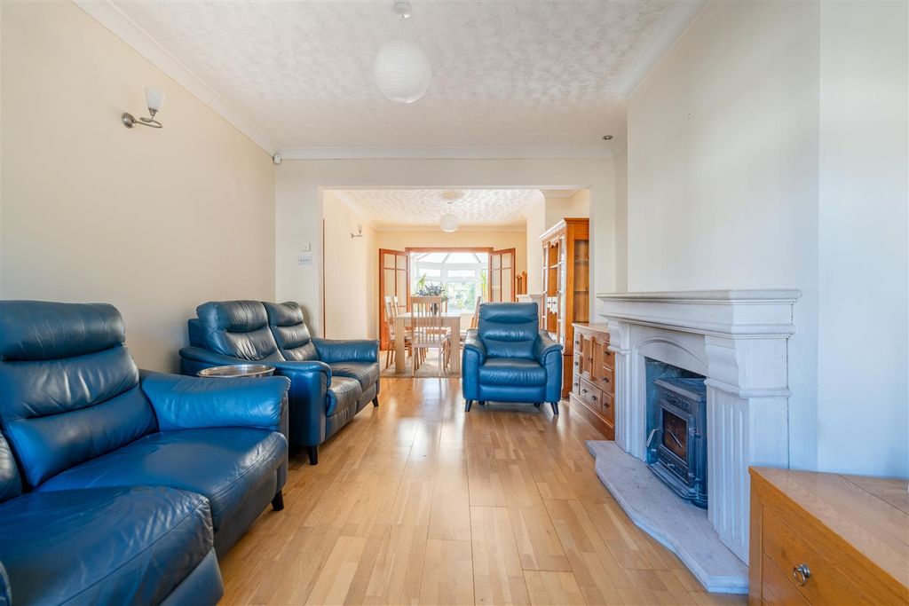 Property photo 3 of 15 Dsc08791-Hdr.Jpg