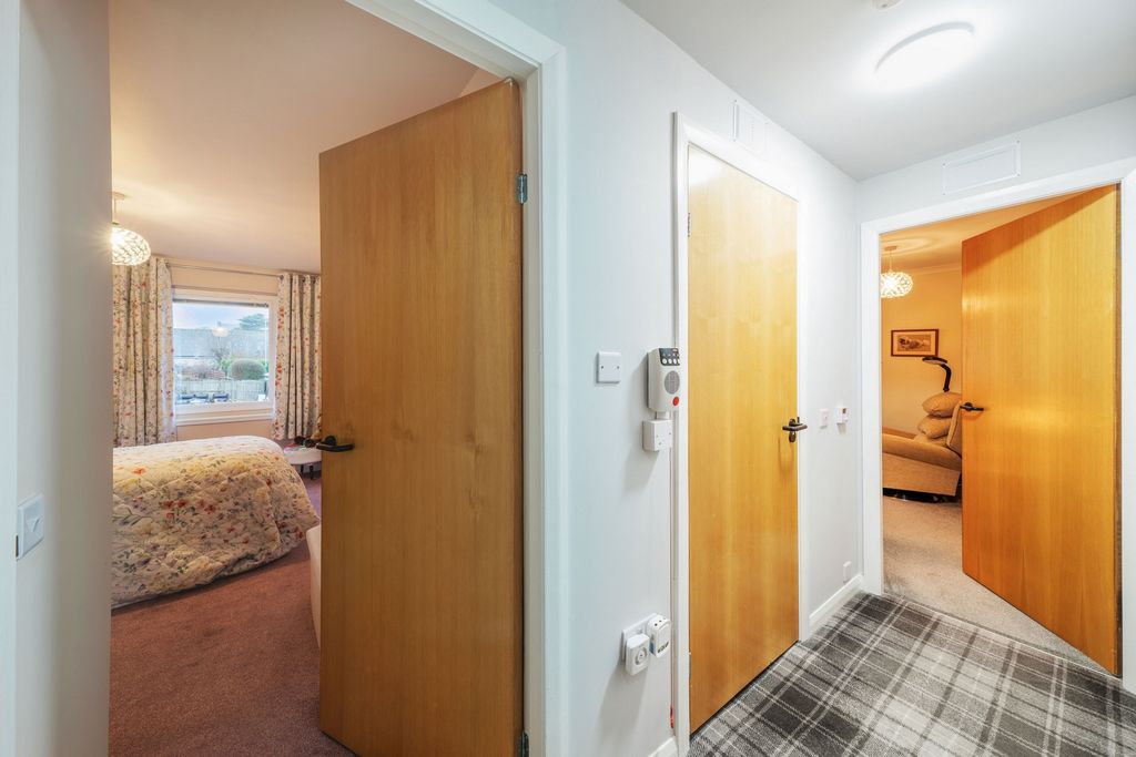 Property photo 2 of 15 Photo 2