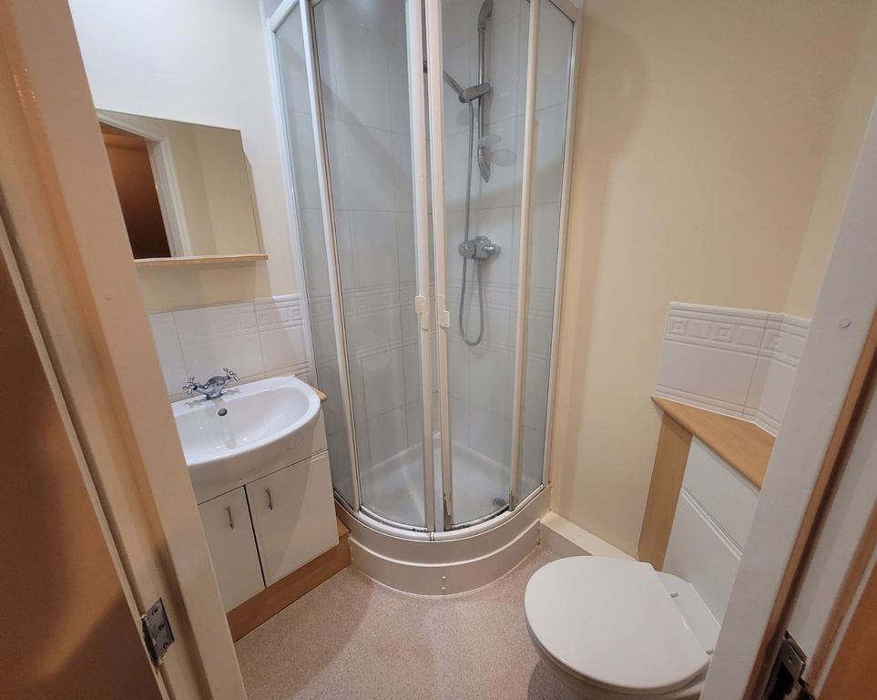 Property photo 3 of 8 Picture No. 19