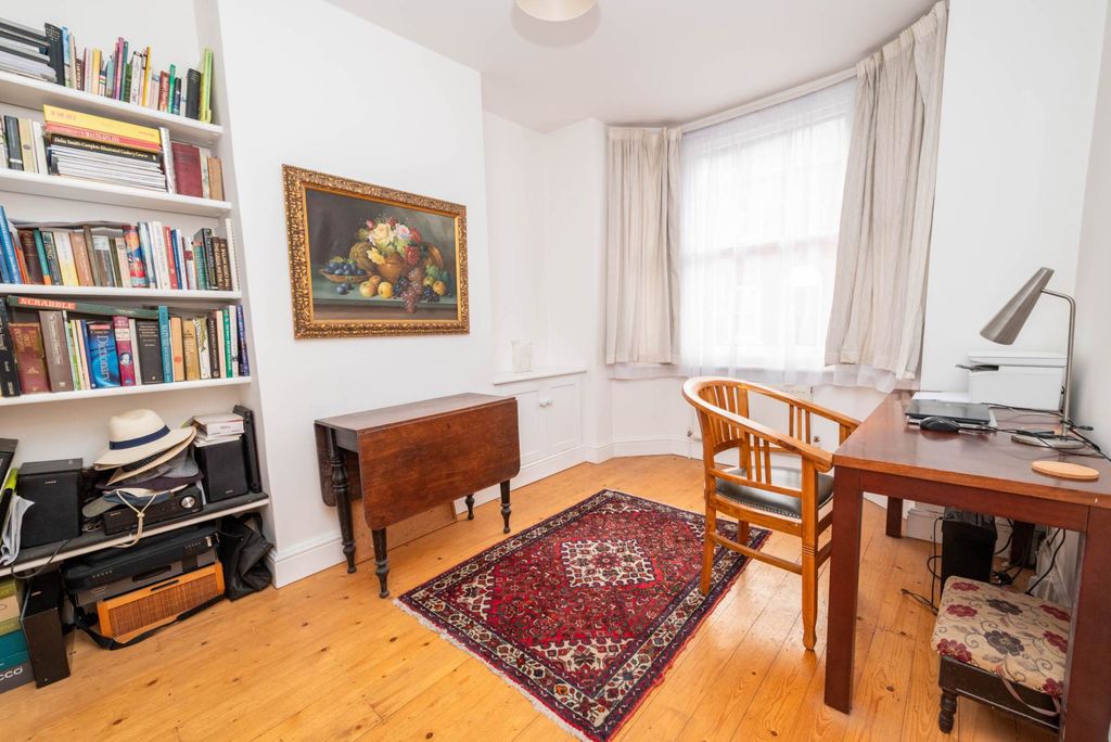 Property photo 2 of 10