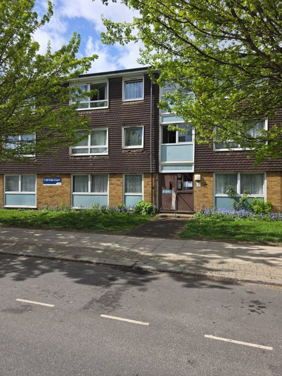 Property photo 1 of 10 2 Bed Flat For Sale In Fiske Court, London N17
