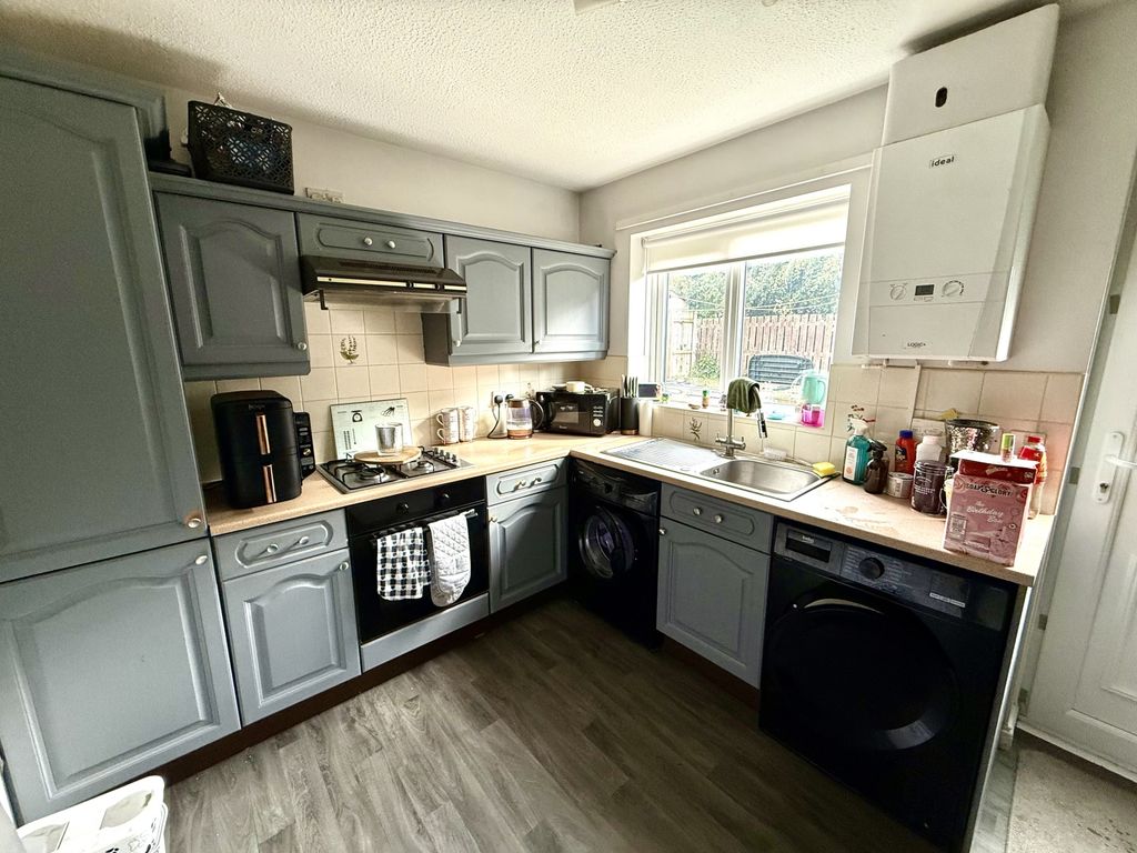 Property photo 3 of 7 Img_9931