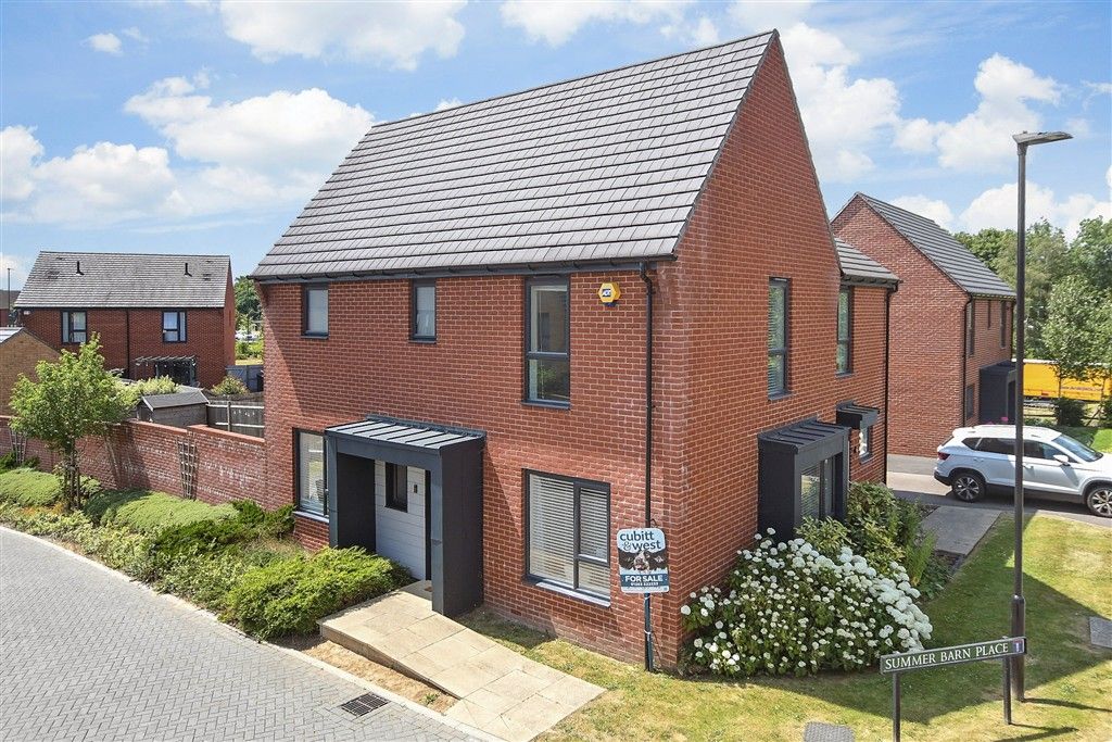 Property photo 1 of 16 External (Web)