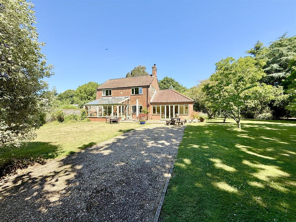 Property photo 1 of 30 Front Aspect And Garden