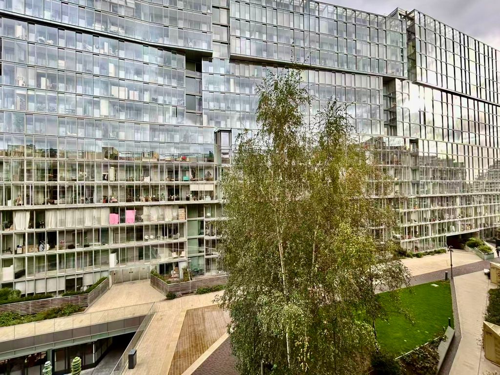 Property photo 2 of 25