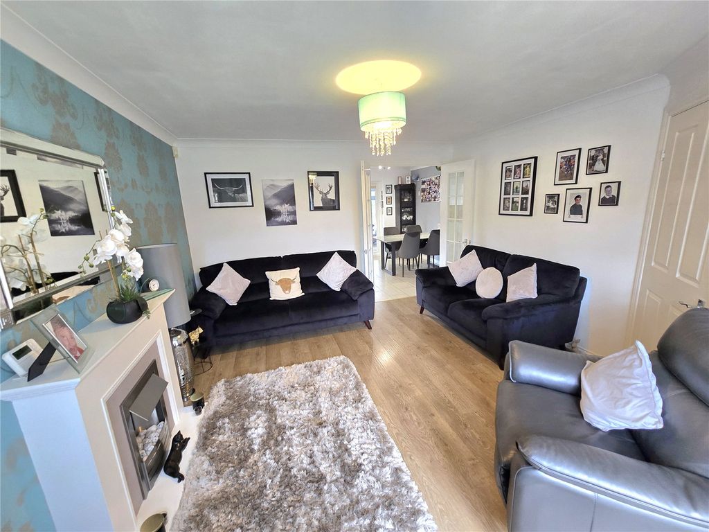 Property photo 2 of 19 Picture No. 08