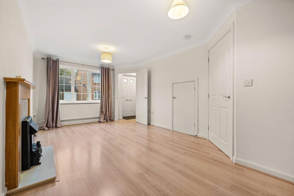 Property photo 3 of 13 Picture No. 13