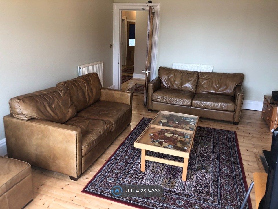 Property photo 3 of 23