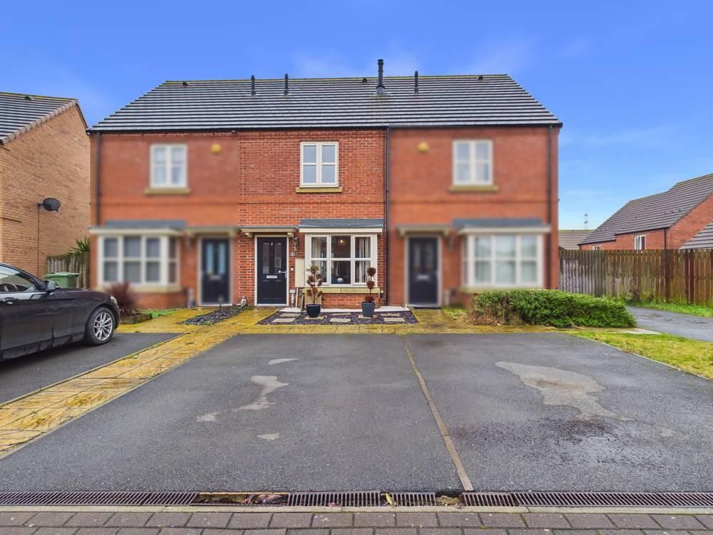 Property photo 1 of 15 Front (Exterior)