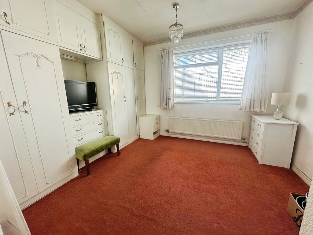 Property photo 3 of 9 Bedroom One