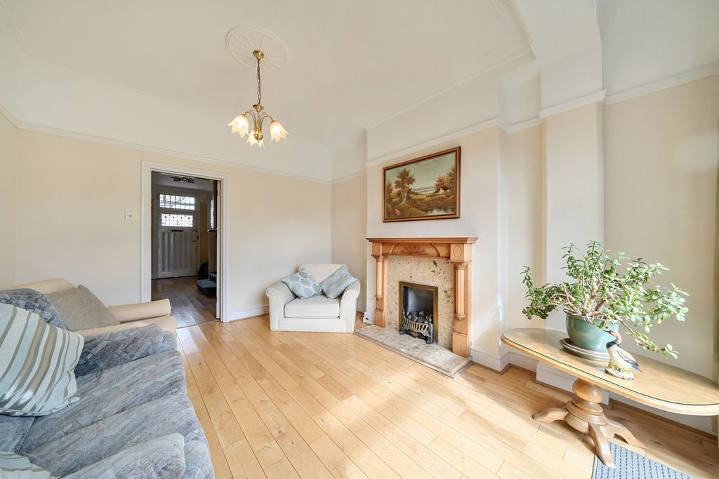 Property photo 3 of 22 1445980-13-69Dcf5...