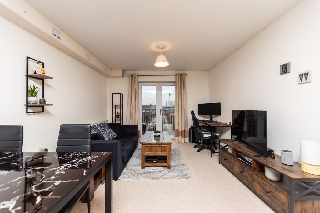 Property photo 2 of 14 5C5A6519.Jpg