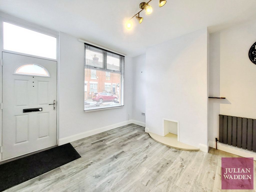 Property photo 3 of 14 Picture No. 18