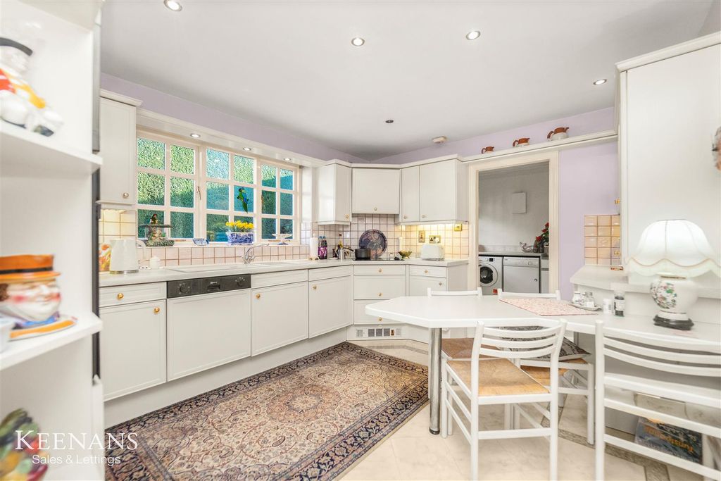 Property photo 3 of 69 3.Jpg