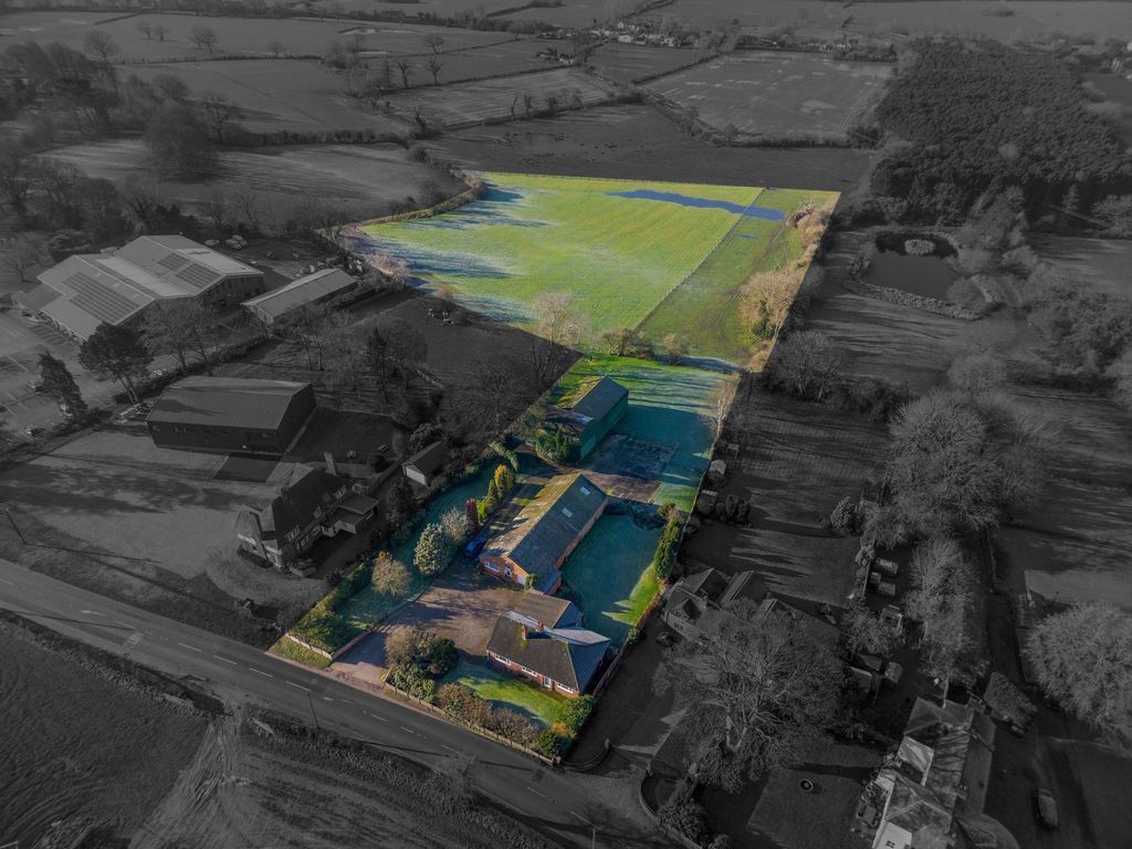 Property photo 3 of 39