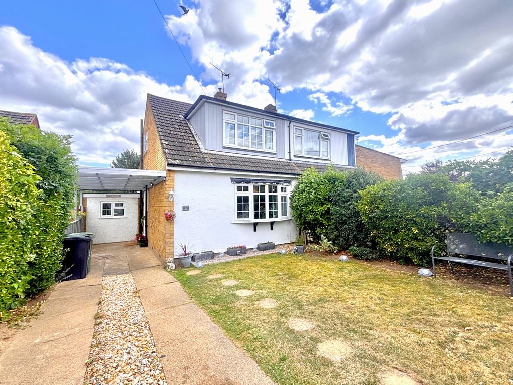 Property photo 1 of 17 Front
