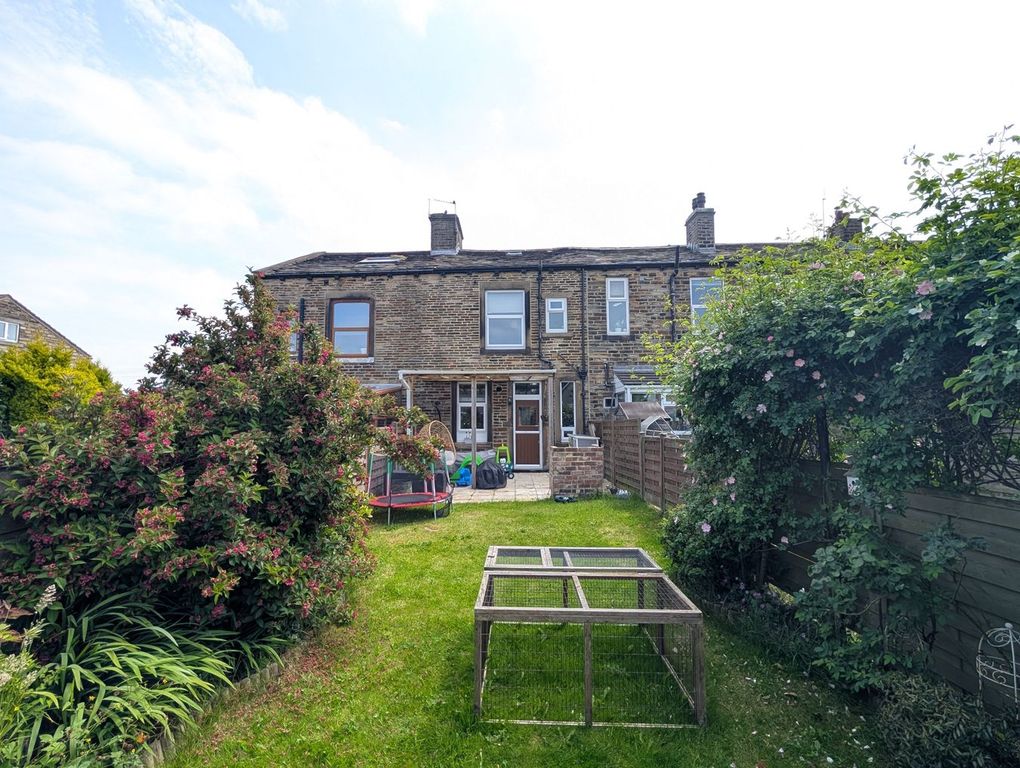 Property photo 2 of 26
