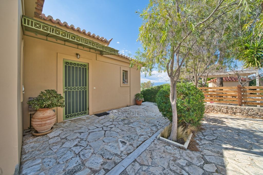 Property photo 3 of 45