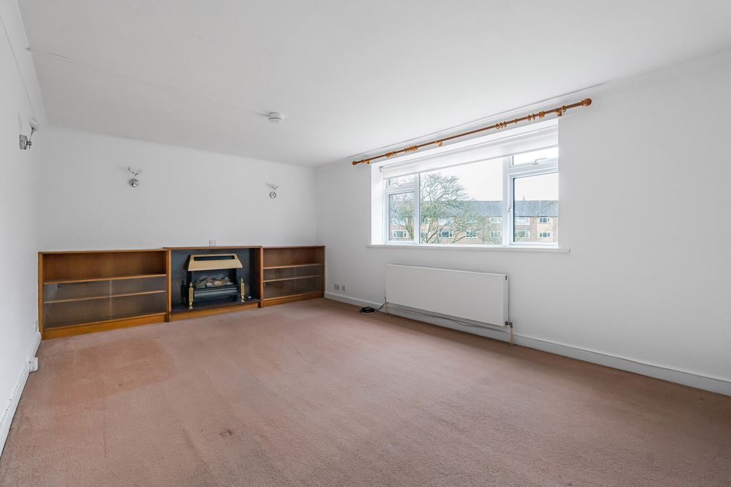 Property photo 3 of 16 Reception Room