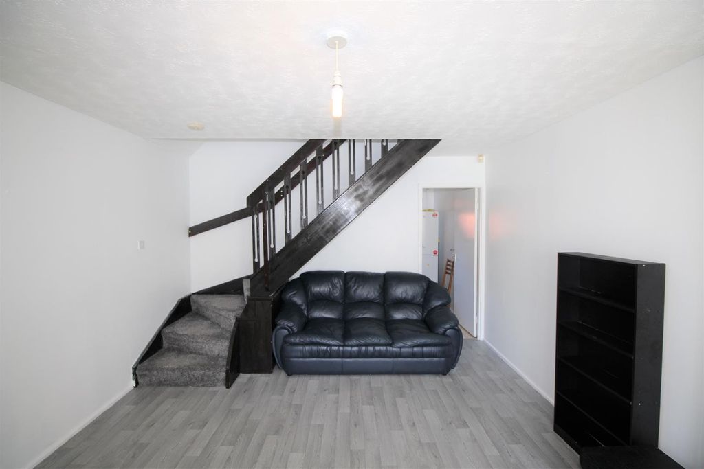 Property photo 2 of 13 Img_5397.Jpg