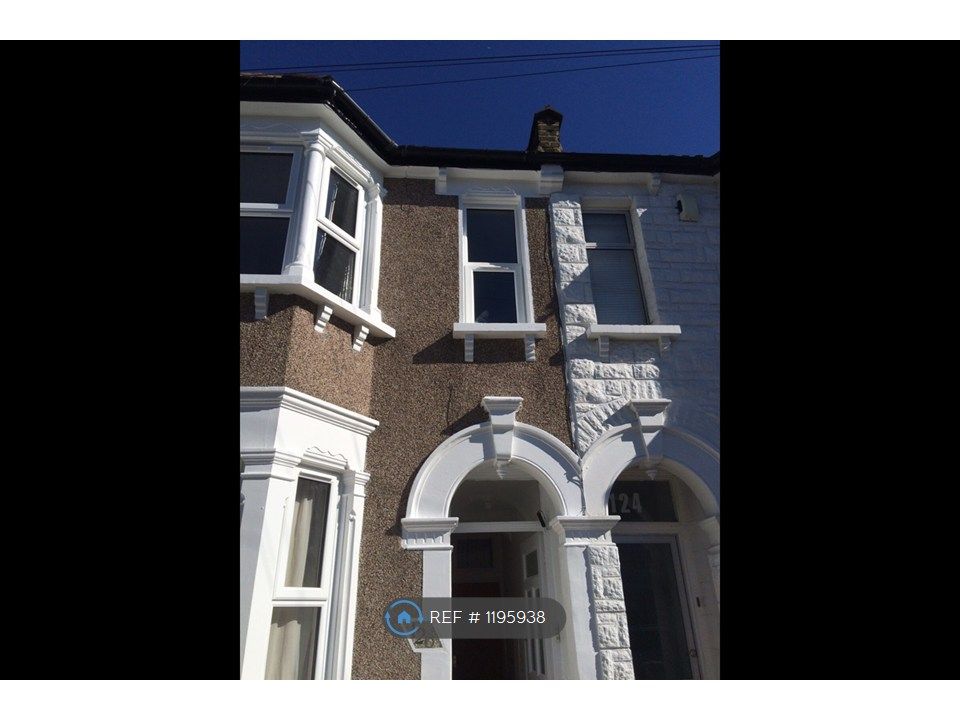 Property photo 1 of 23 House Front