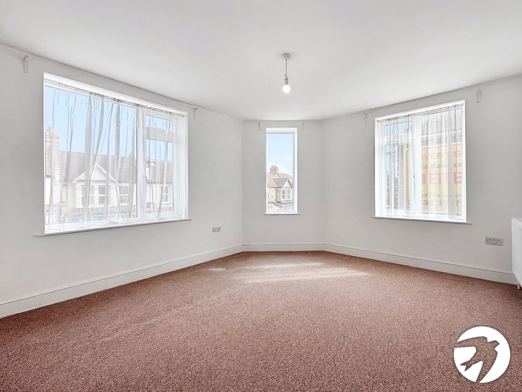 Property photo 2 of 11 Reception Room