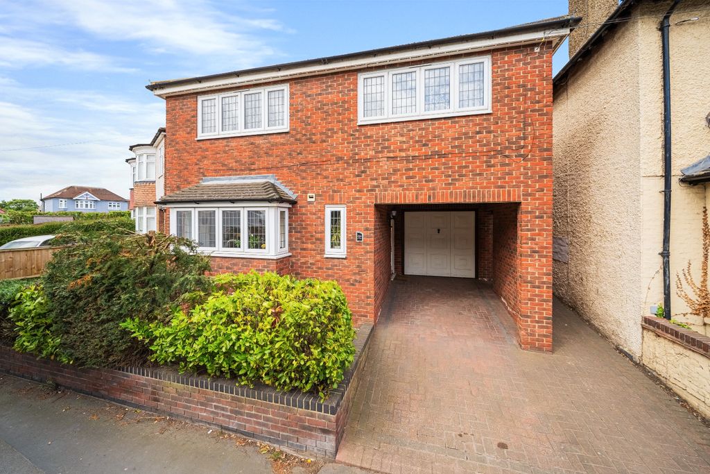 Property photo 3 of 15 3945835