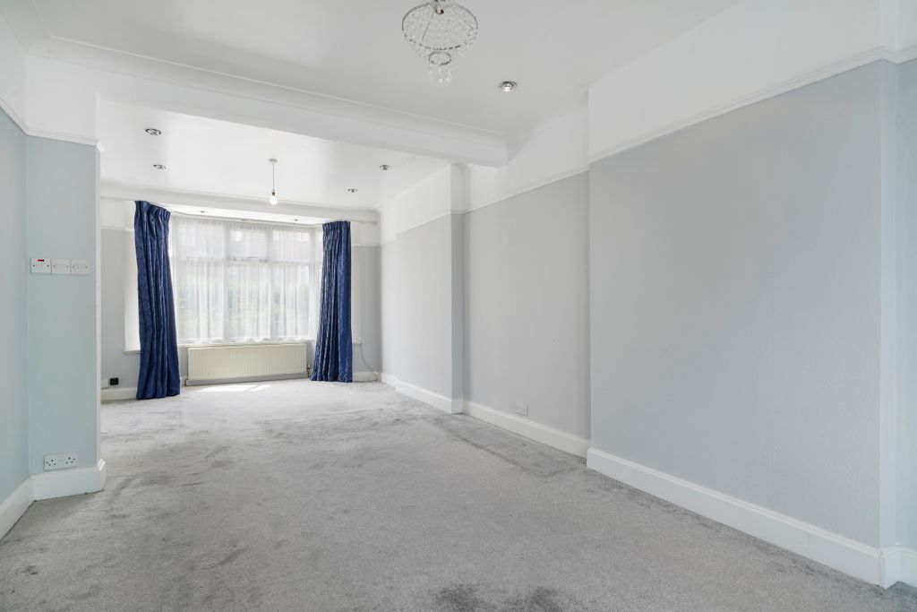 Property photo 2 of 15 62 Springfield Gardens - Bmfr0Hicnt3Oojwd6Eum