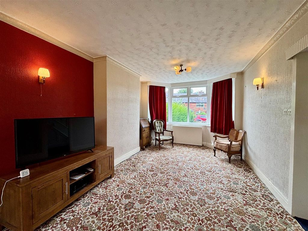 Property photo 3 of 21