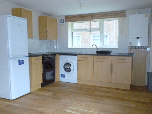 Property photo 1 of 10 Kitchen Area