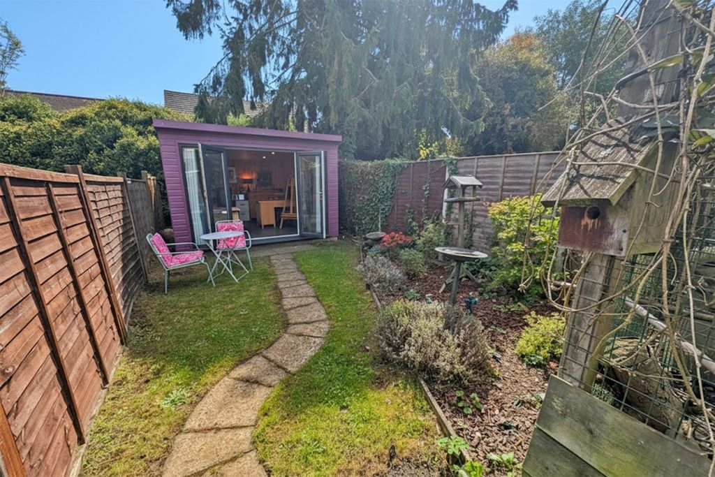 Property photo 3 of 13 4592507