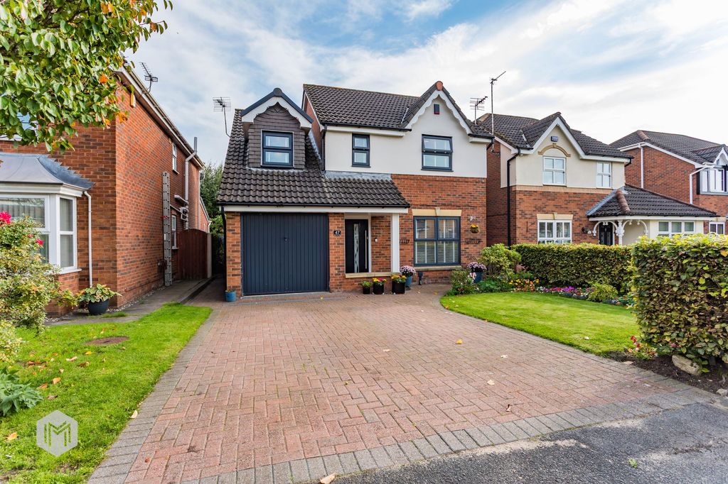 Property photo 1 of 37