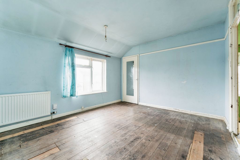 Property photo 2 of 19 Photography
