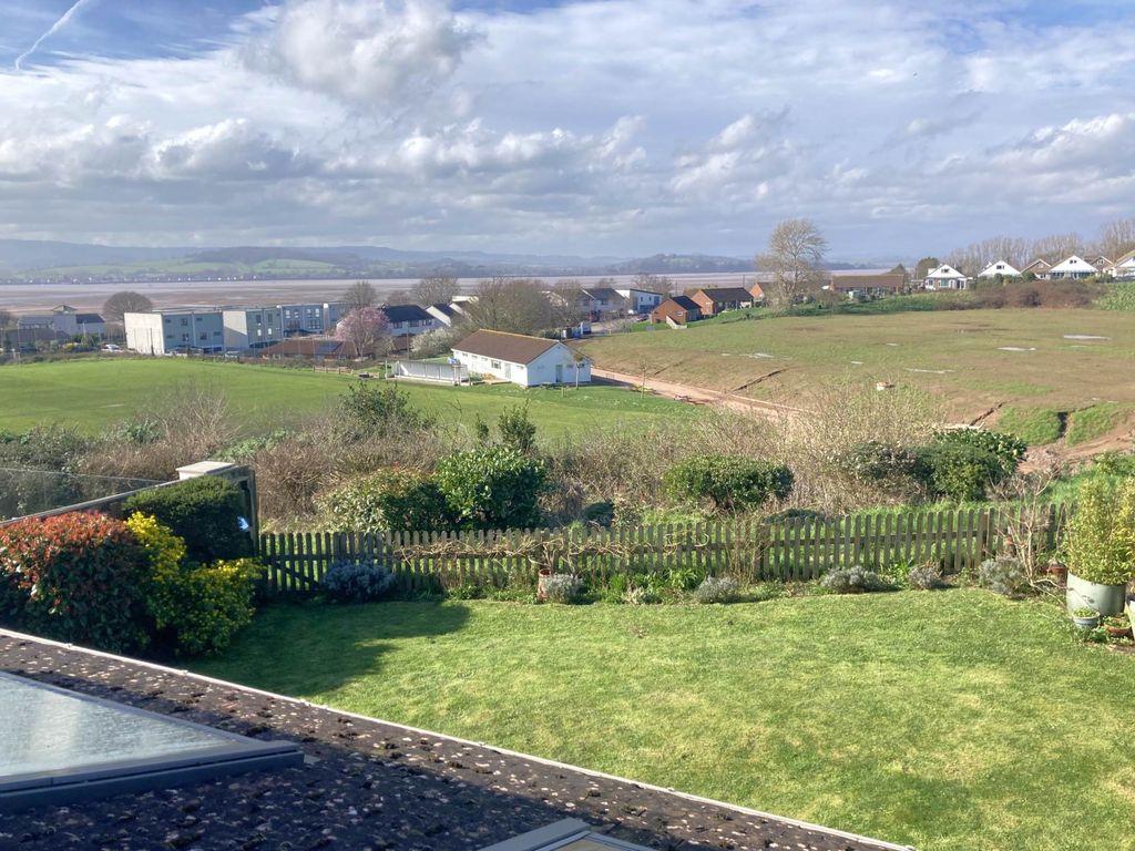 Property photo 3 of 26