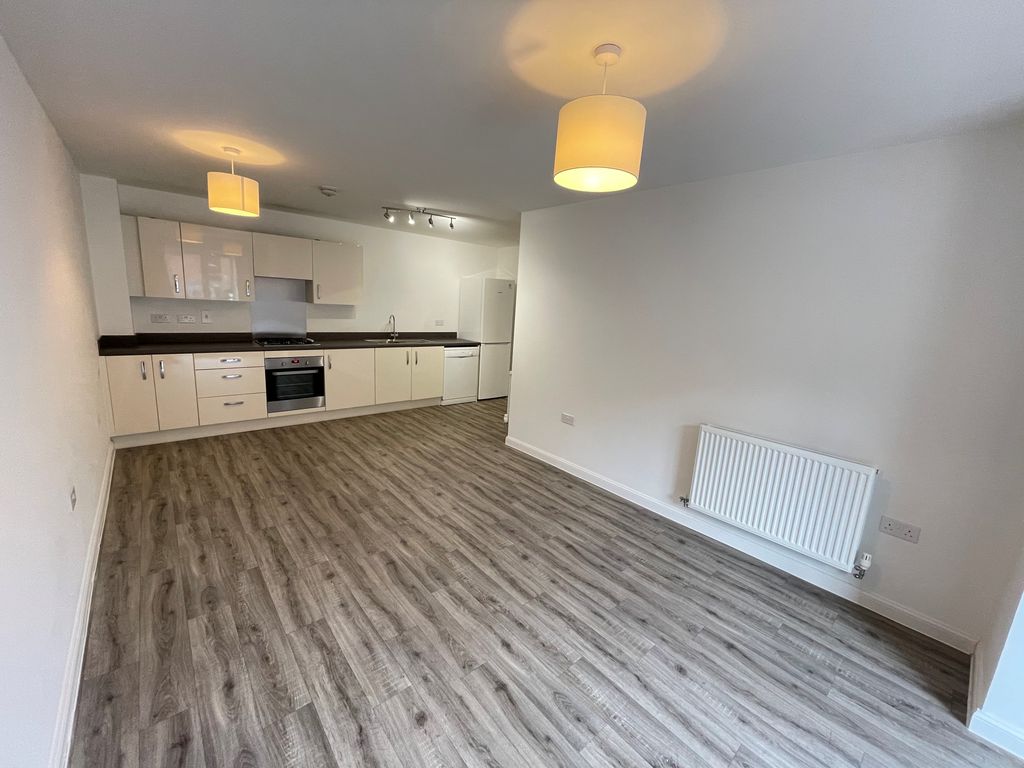 Property photo 3 of 7 Lounge/Dining Room