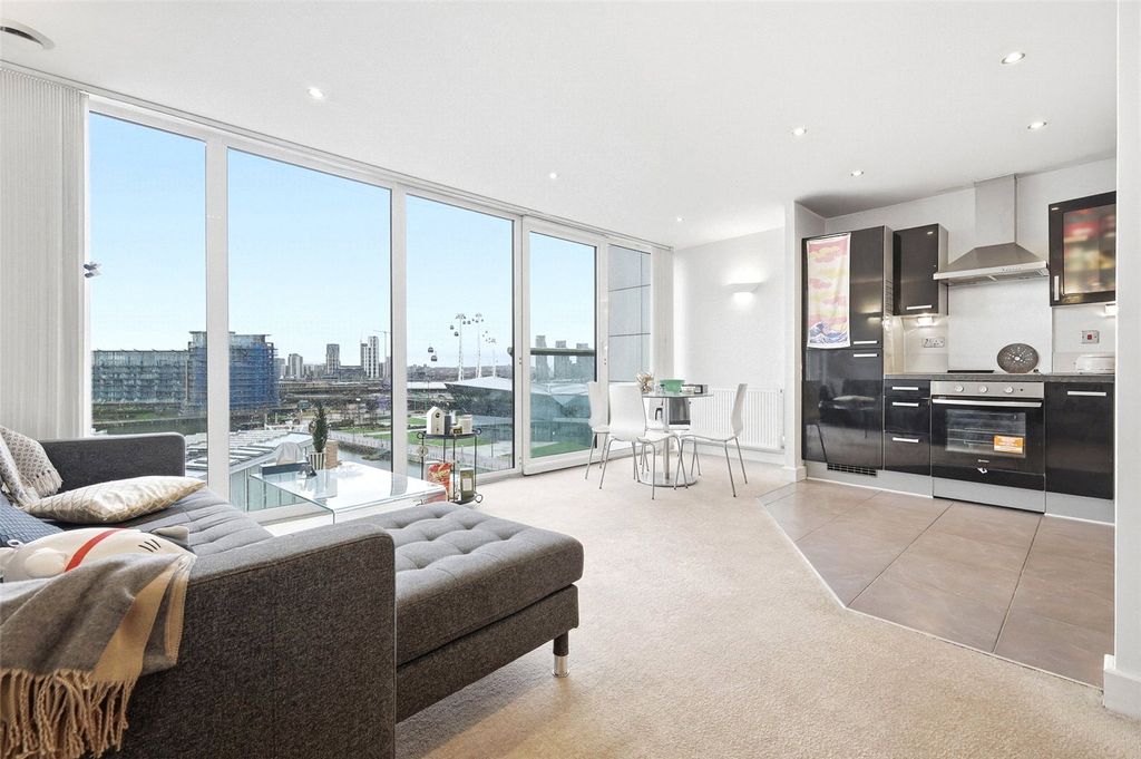 Property photo 2 of 14 Picture No. 16