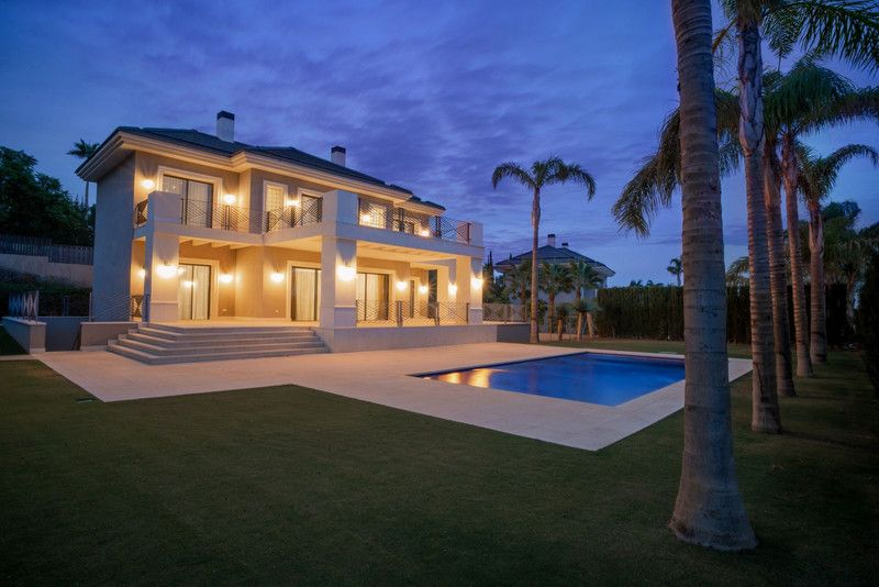 Property photo 1 of 25